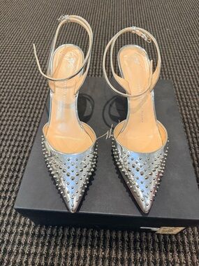 Giuseppe Zanotti Metallic Silver Pointed-Toe Ankle-Strap Heels with Studs